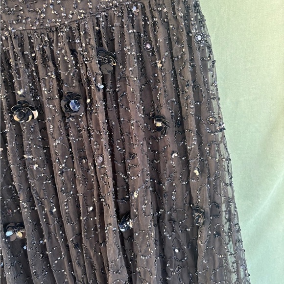 EUC Adrianna Papell Off The Shoulder Beaded Gown Size 4 Navy Blue Beaded Sequins - Picture 3 of 13